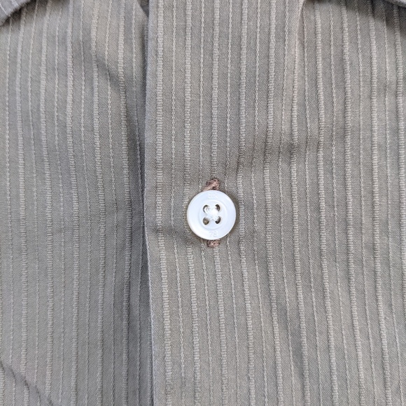 Banana Republic Button Up Classic Fit Shirt - Picture 2 of 10